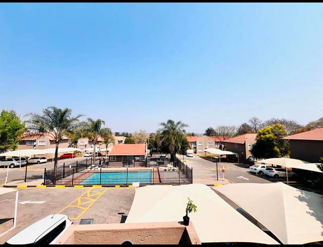 3 BEDROOM APARTMENT FOR SALE IN DIE HOEWES